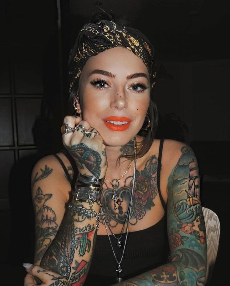 Supermodel Sammi Of 3D Jaw Tattoo : Discover Extremely Seductive Tattoo ...